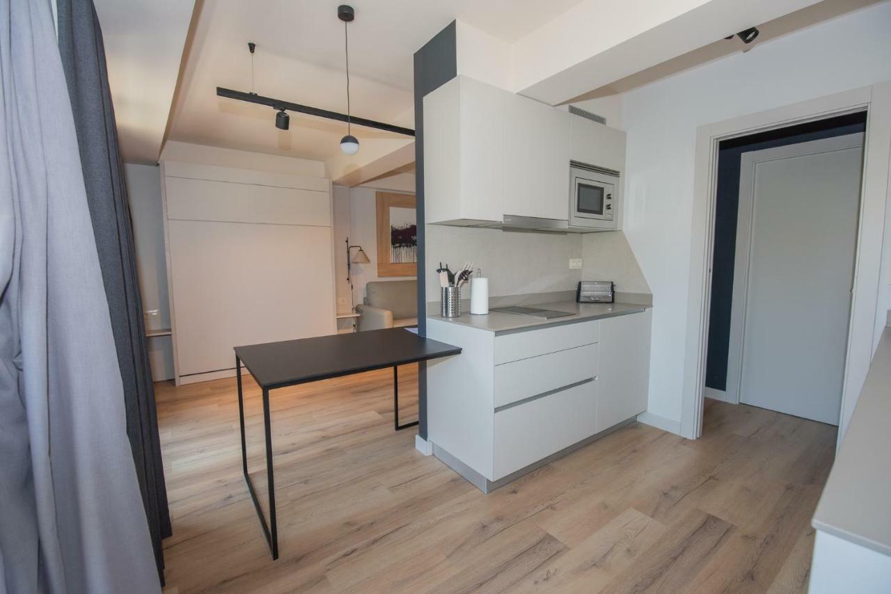 Apartamentos Puerta De 利亚内斯 外观 照片